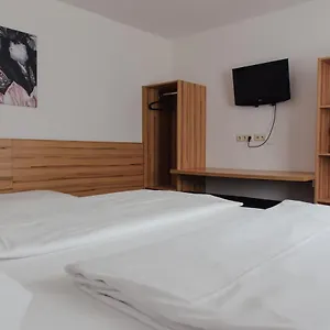 Drei Kreuz Salisburgo